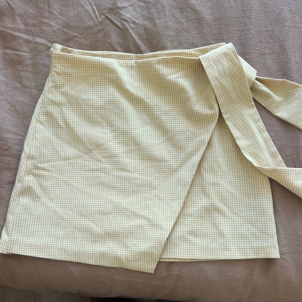 aritzia wilfred yellow checkered tie skirt